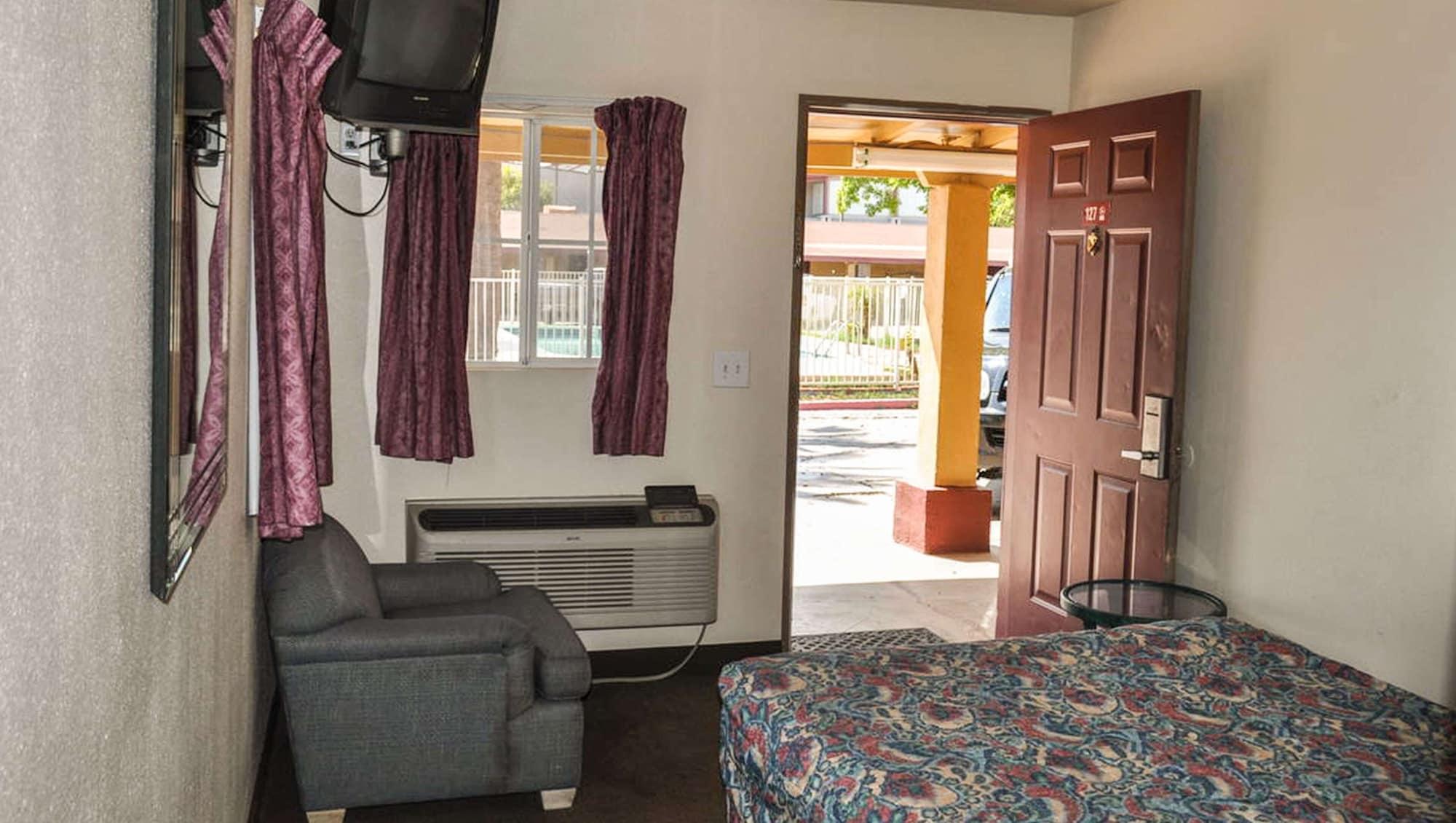California Suites Motel Calexico Buitenkant foto